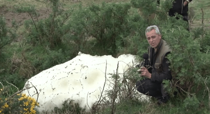 “Be Very Clear – Central Govt, Horizons and Horowhenua DC are Serial Polluters of our Water-Ways” – Film Footage From a District Cr