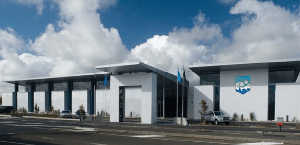 “Toe the line and deny any pollution by the HDC” was the clear message given by Mayor Brendan Duffy to Horowhenua District Councillors – a former HD Councillor speaks out