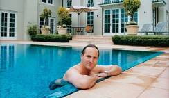 John-Key-Swimming-Pool-Metro-2006