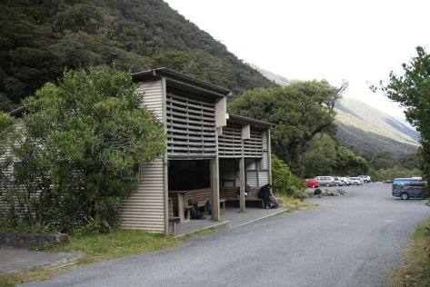 carpark at The Divide Milford Rd start of Routeburn Track.jpg
