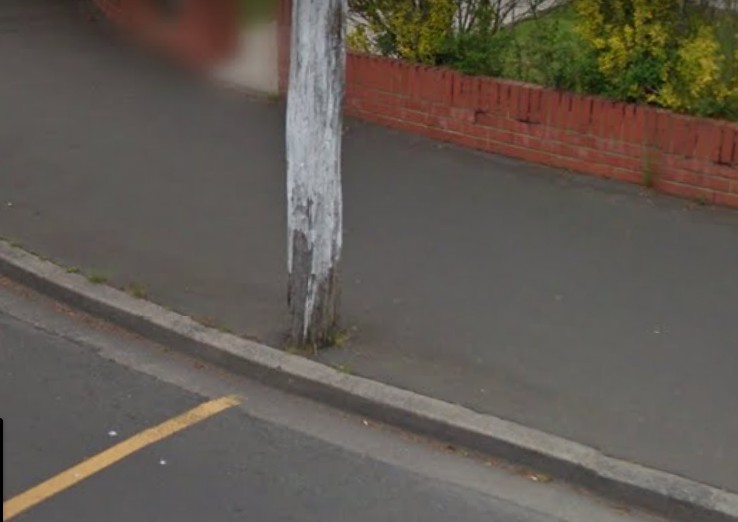 Copy of powerpole rotting north st dunedin.jpg