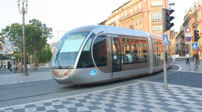 59 percent of French citizens refusing the vaccine – so govt drafts a law to prevent them using public transport