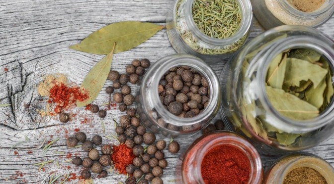 Fresh vs Dried: A Guide to Herbs and Spices